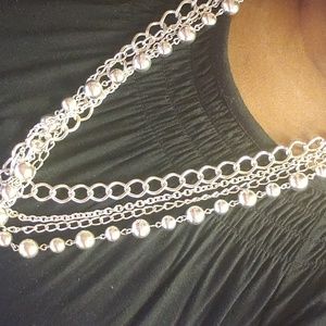 Multichain Fashion Necklace